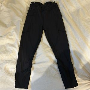 Black lululemon size 4 leggings